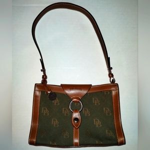 VINTAGE Dooney & Bourke EUC Italian leather Shoulder bag Vintage